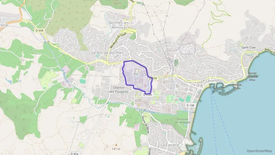 Maison 83 m² quatre pièces à vendre à Bormes-les-Mimosas Maison 83 m² quatre pièces à vendre à Bormes-les-Mimosas