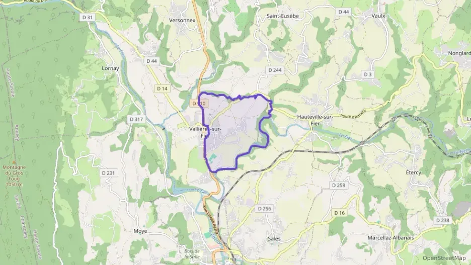 Maison 92 m² quatre pièces à vendre à Vallières-sur-Fier Maison 92 m² quatre pièces à vendre à Vallières-sur-Fier