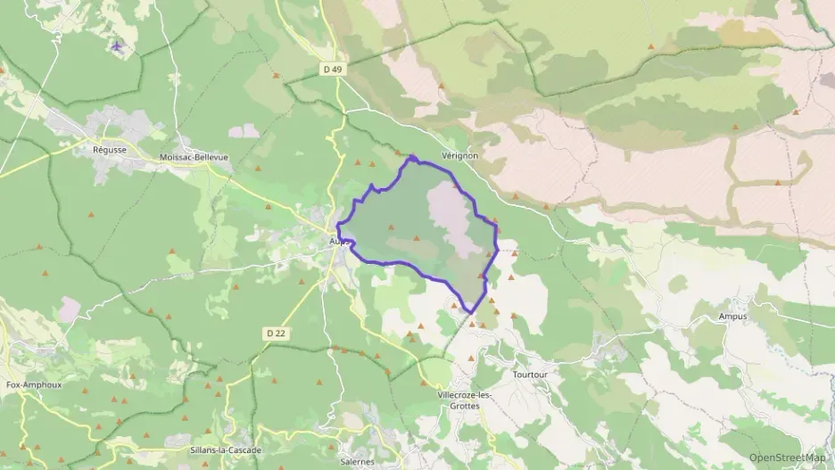 Maison 267 m² cinq pièces à vendre à Aups Maison 267 m² cinq pièces à vendre à Aups