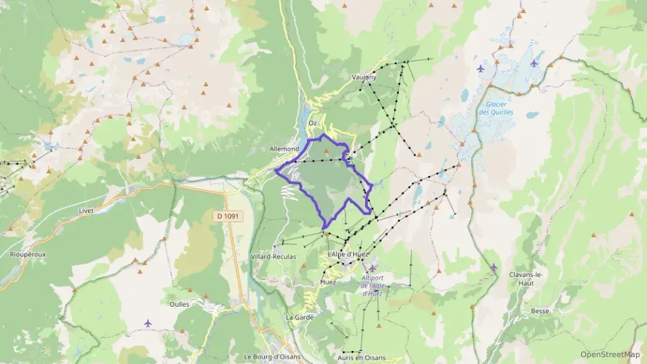 Maison 168 m² cinq pièces à vendre à Oz Maison 168 m² cinq pièces à vendre à Oz