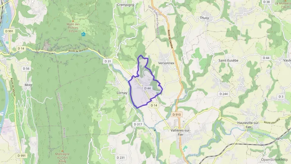 Maison 114 m² cinq pièces à vendre à Vallières-sur-Fier Maison 114 m² cinq pièces à vendre à Vallières-sur-Fier