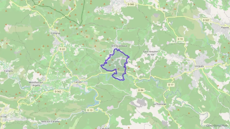 Maison 48 m² deux pieces à vendre à Entrecasteaux Maison 48 m² deux pieces à vendre à Entrecasteaux