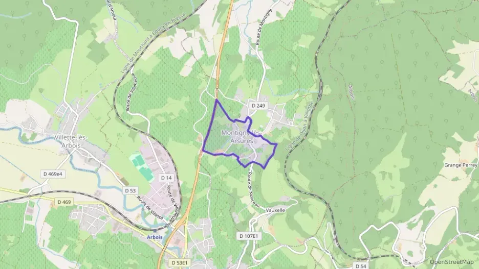 Maison 90 m² quatre pièces à vendre à Montigny-lès-Arsures Maison 90 m² quatre pièces à vendre à Montigny-lès-Arsures
