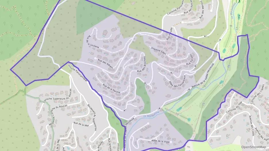 Maison 164 m² quatre pièces à vendre à La Londe-les-Maures Maison 164 m² quatre pièces à vendre à La Londe-les-Maures