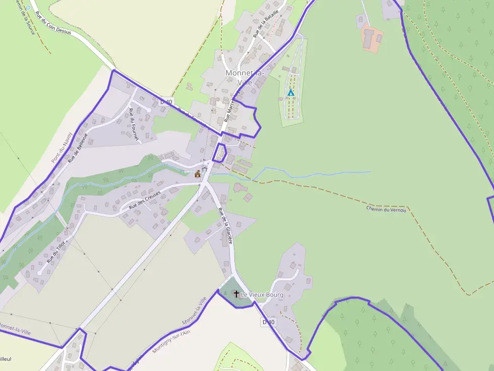 Maison 121 m² quatre pièces à vendre à Monnet-la-Ville