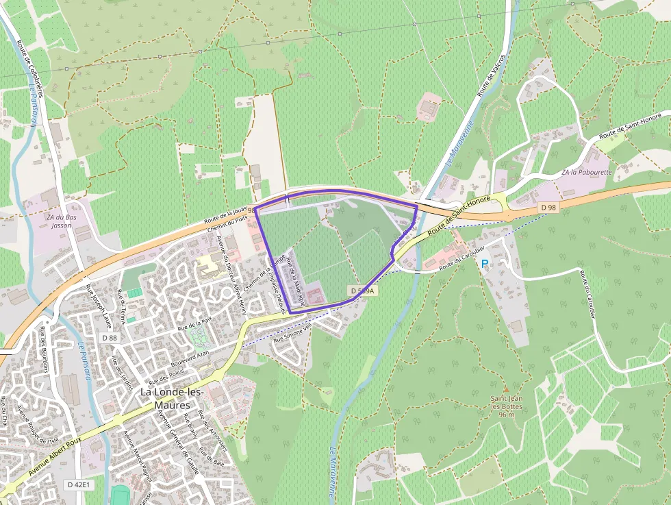 Maison 83 m² quatre pièces à vendre à La Londe-les-Maures