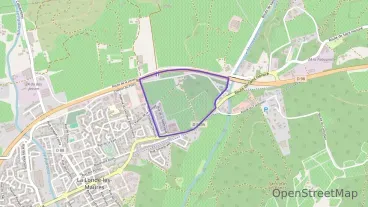 Maison 83 m² quatre pièces à vendre à La Londe-les-Maures Maison 83 m² quatre pièces à vendre à La Londe-les-Maures