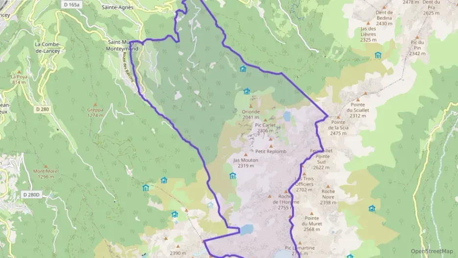 Maison 96 m² quatre pièces à vendre à Sainte-Agnès