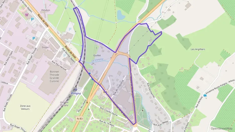 Maison 82 m² quatre pièces à vendre à Poligny Maison 82 m² quatre pièces à vendre à Poligny