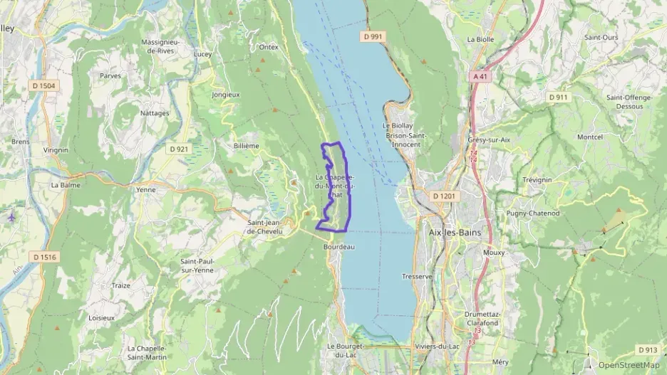 Maison 100 m² cinq pièces à vendre à La Chapelle-du-Mont-du-Chat Maison 100 m² cinq pièces à vendre à La Chapelle-du-Mont-du-Chat