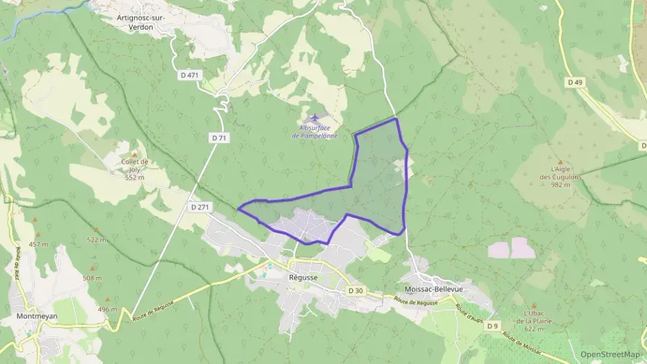 Maison 90 m² quatre pièces à vendre à Régusse