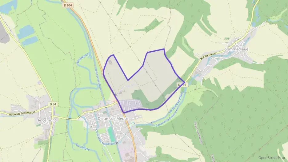 Maison 116 m² sept pièces à vendre à Dieue-sur-Meuse