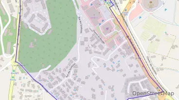 Maison 78 m² quatre pièces à vendre à Hyères Maison 78 m² quatre pièces à vendre à Hyères