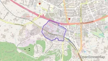 Maison 77 m² quatre pièces à vendre à Hyères Maison 77 m² quatre pièces à vendre à Hyères