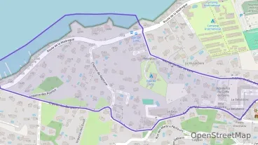 Maison 240 m² cinq pièces à vendre à Hyères Maison 240 m² cinq pièces à vendre à Hyères