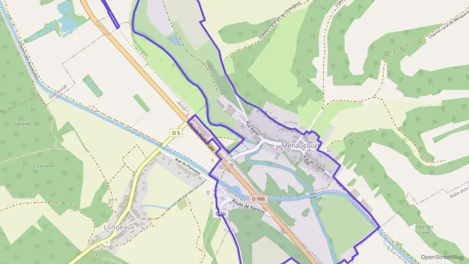 Maison 102 m² quatre pièces à vendre à Menaucourt Maison 102 m² quatre pièces à vendre à Menaucourt