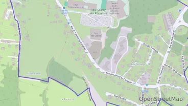 Maison 74 m² cinq pièces à vendre à Lons-le-Saunier Maison 74 m² cinq pièces à vendre à Lons-le-Saunier