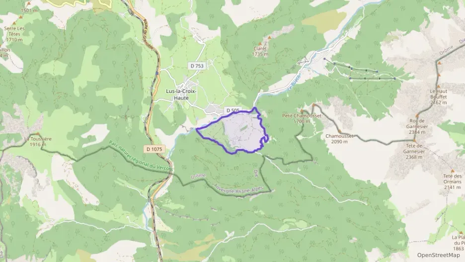 Maison 105 m² sept pièces à vendre à Lus-la-Croix-Haute