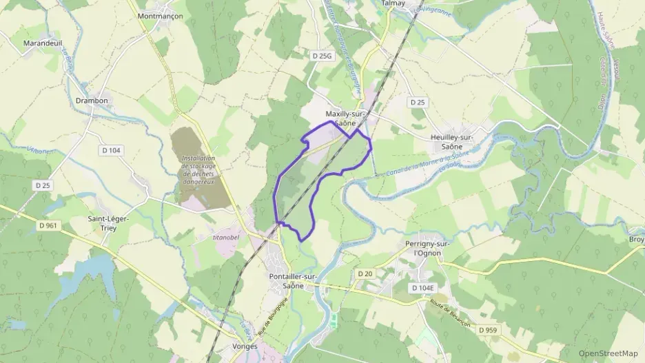 Maison 92 m² cinq pièces à vendre à Maxilly-sur-Saône Maison 92 m² cinq pièces à vendre à Maxilly-sur-Saône