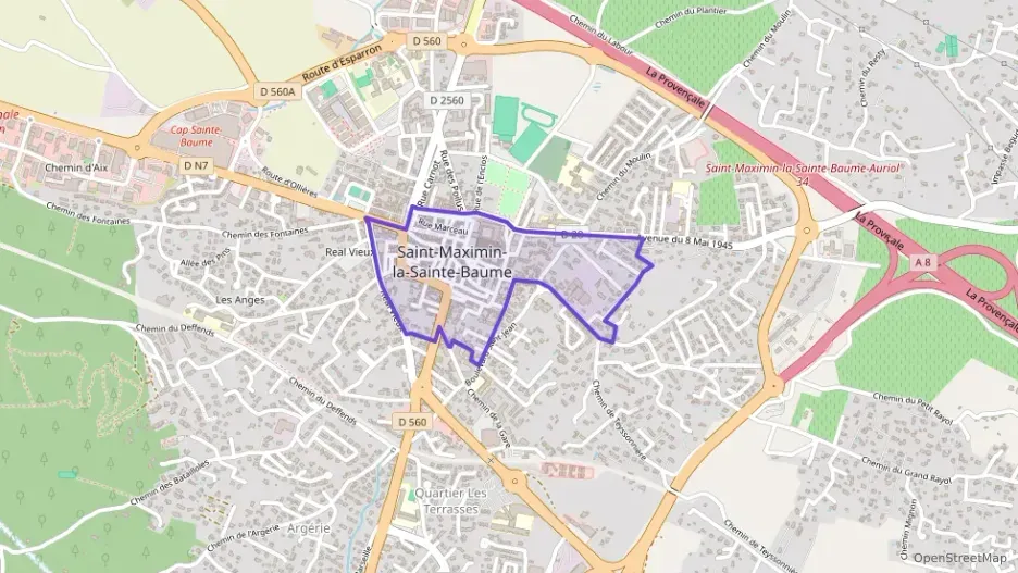 Maison 163 m² quatre pièces à vendre à Saint-Maximin-la-Sainte-Baume