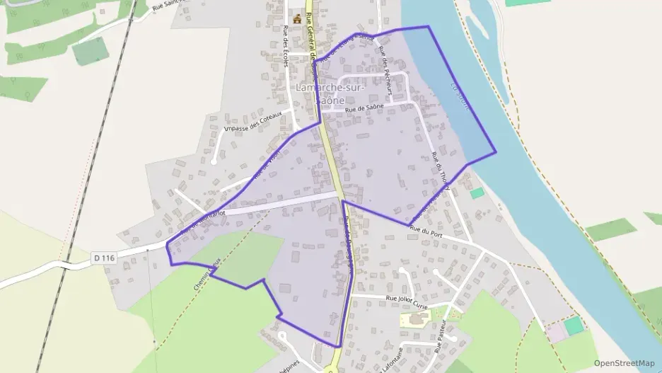 Maison 66 m² quatre pièces à vendre à Lamarche-sur-Saône Maison 66 m² quatre pièces à vendre à Lamarche-sur-Saône