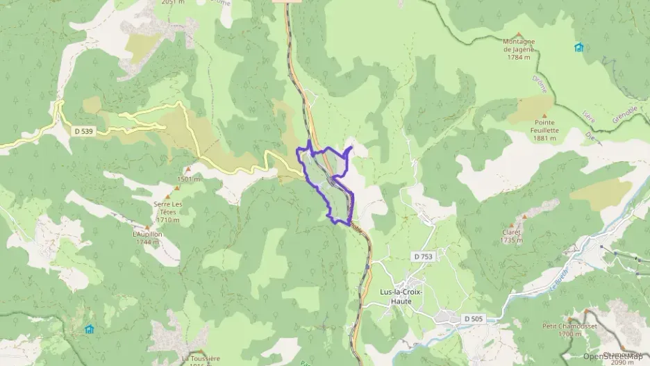 Maison 69 m² trois pièces à vendre à Lus-la-Croix-Haute Maison 69 m² trois pièces à vendre à Lus-la-Croix-Haute