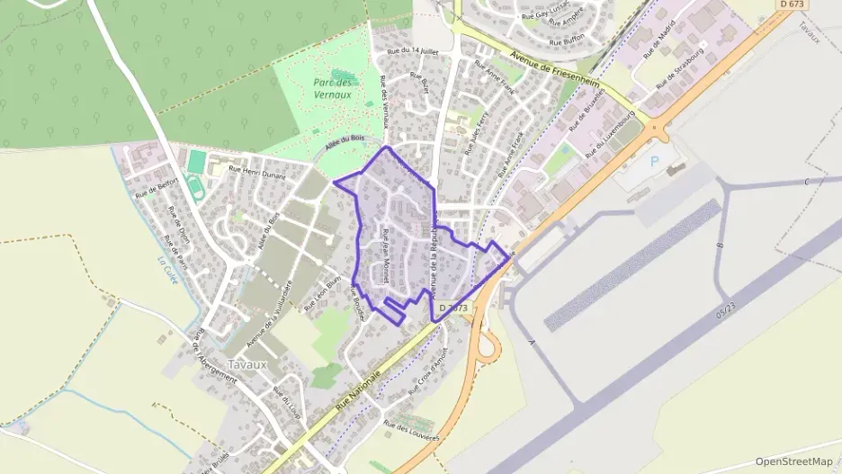 Maison 138 m² quatre pièces à vendre à Tavaux