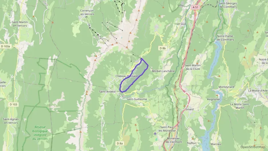 Maison 151 m² quatre pièces à vendre à Château-Bernard