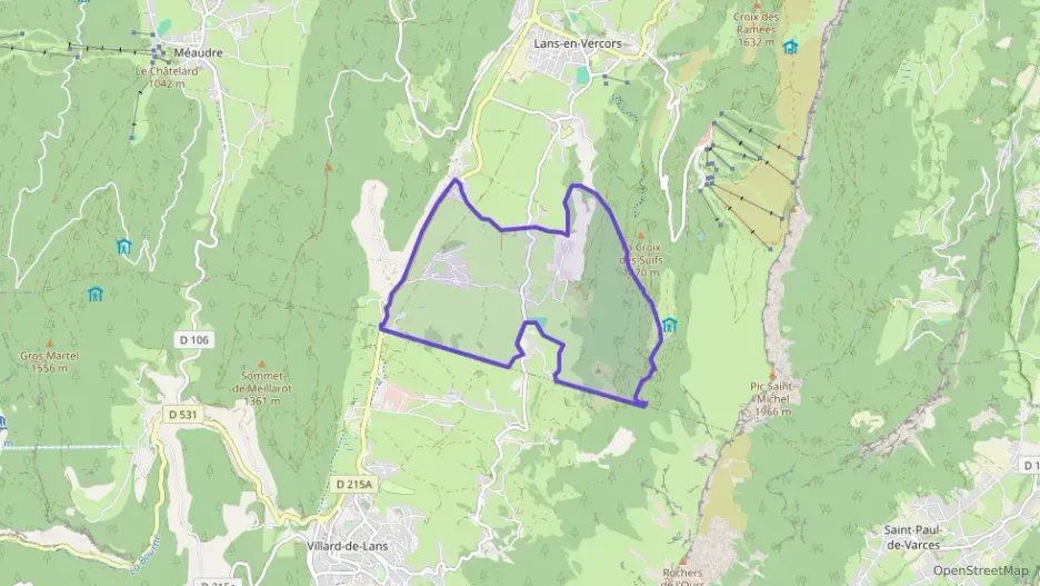 Maison 140 m² quatre pièces à vendre à Lans-en-Vercors Maison 140 m² quatre pièces à vendre à Lans-en-Vercors