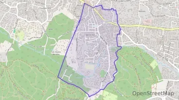 Maison 104 m² cinq pièces à vendre à La Seyne-sur-Mer Maison 104 m² cinq pièces à vendre à La Seyne-sur-Mer