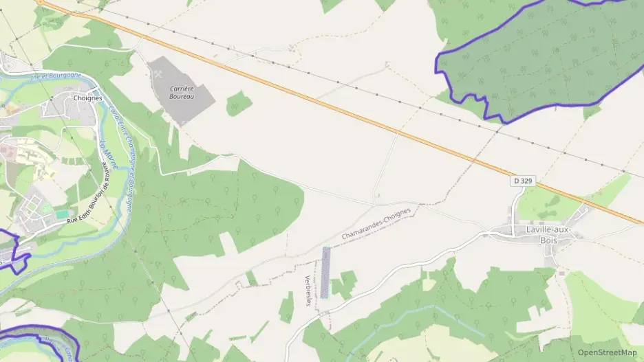 Maison 150 m² six pièces à vendre à Chamarandes-Choignes Maison 150 m² six pièces à vendre à Chamarandes-Choignes