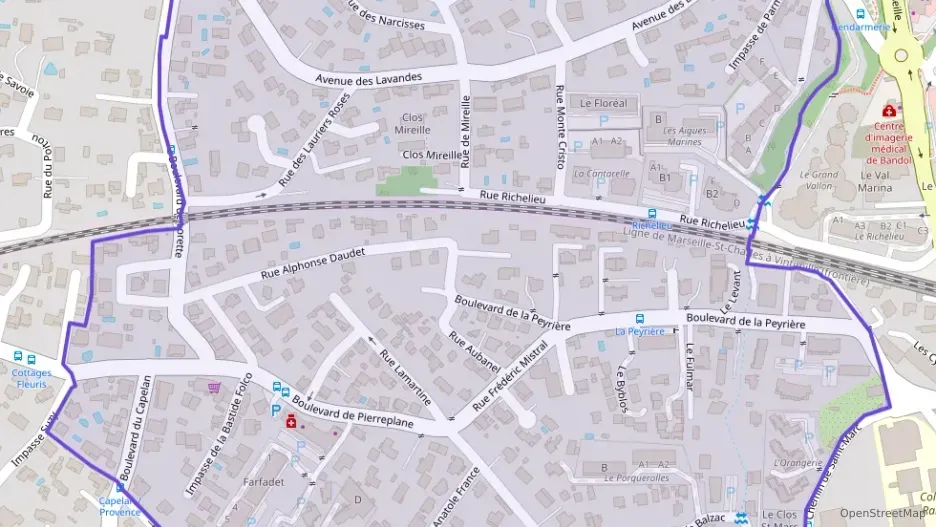 Maison 120 m² cinq pièces à vendre à Bandol Maison 120 m² cinq pièces à vendre à Bandol