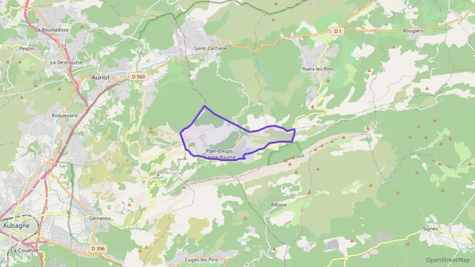 Maison 130 m² quatre pièces à vendre à Plan-d`Aups-Sainte-Baume
