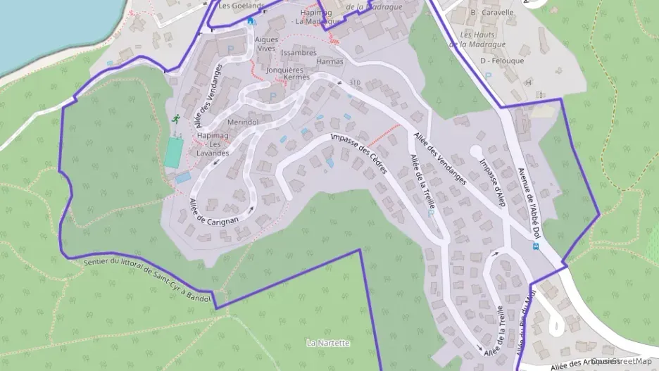 Maison 200 m² six pièces à vendre à Saint-Cyr-sur-Mer