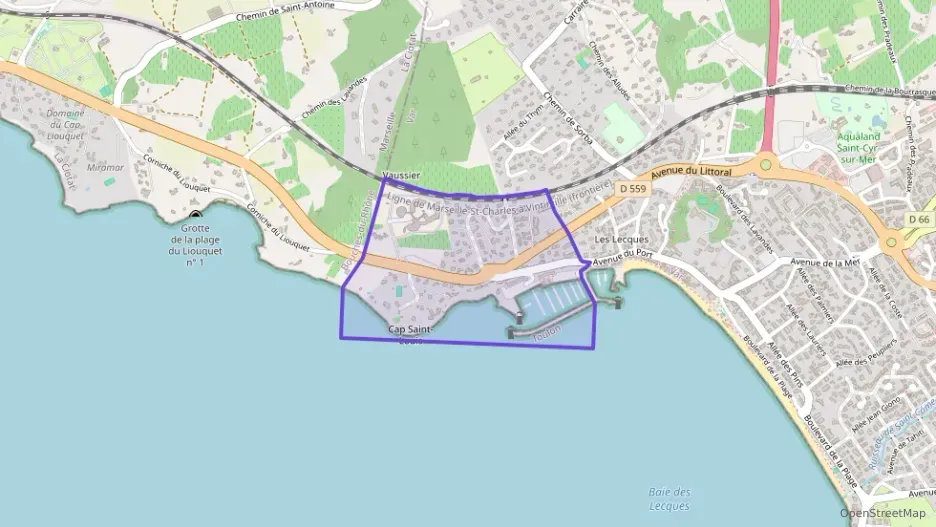 Maison 142 m² trois pièces à vendre à Saint-Cyr-sur-Mer Maison 142 m² trois pièces à vendre à Saint-Cyr-sur-Mer