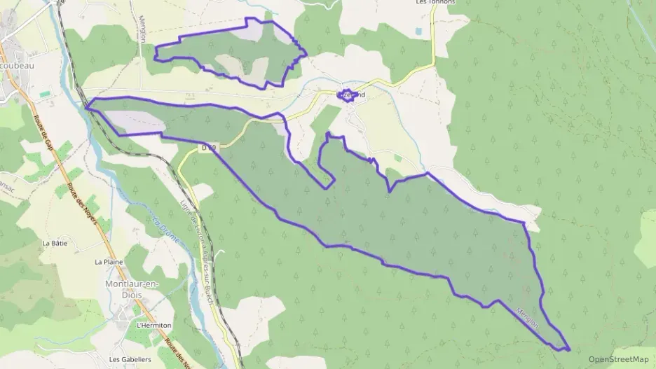 Maison 63 m² trois pièces à vendre à Menglon Maison 63 m² trois pièces à vendre à Menglon