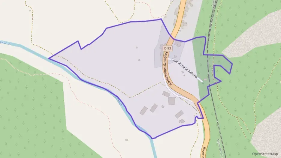 Maison 53 m² trois pièces à vendre à Luc-en-Diois Maison 53 m² trois pièces à vendre à Luc-en-Diois