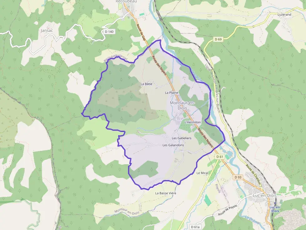 Maison 100 m² quatre pièces à vendre à Montlaur-en-Diois