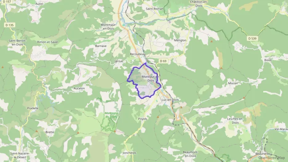 Maison 100 m² quatre pièces à vendre à Montlaur-en-Diois