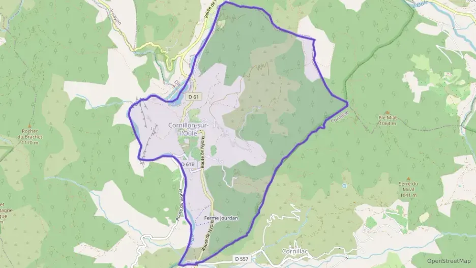 Maison 105 m² six pièces à vendre à Cornillon-sur-l`Oule Maison 105 m² six pièces à vendre à Cornillon-sur-l`Oule