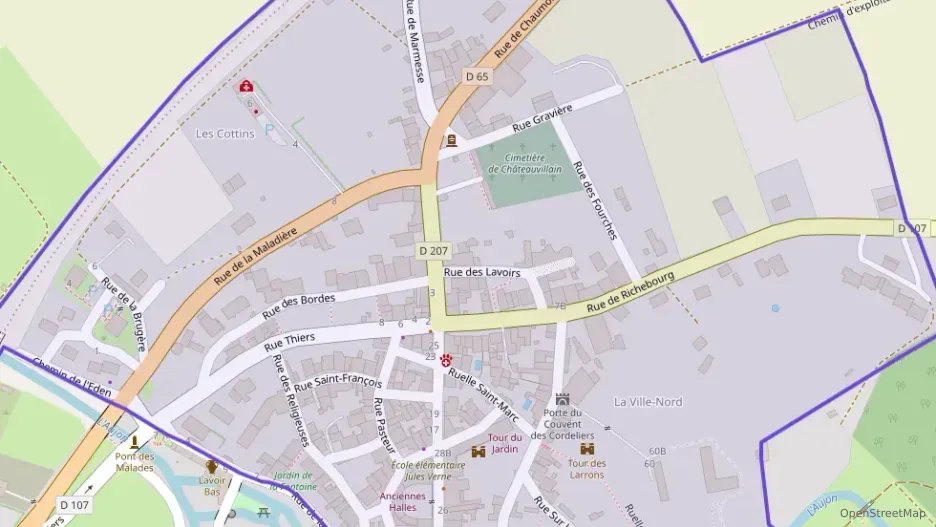 Maison 180 m² sept pièces à vendre à Châteauvillain