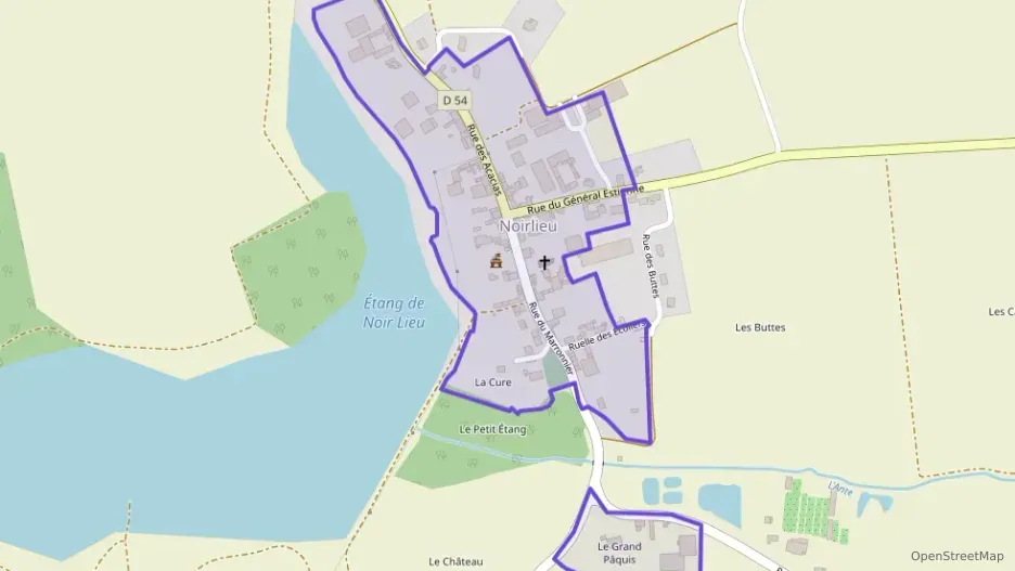 Maison 103 m² quatre pièces à vendre à Noirlieu Maison 103 m² quatre pièces à vendre à Noirlieu