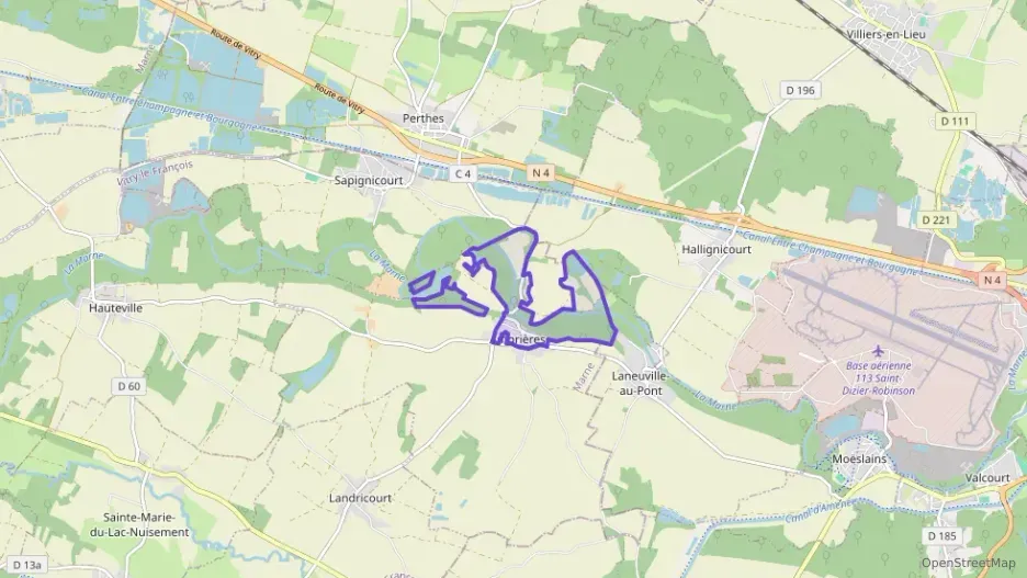 Maison 199 m² sept pièces à vendre à Ambrières