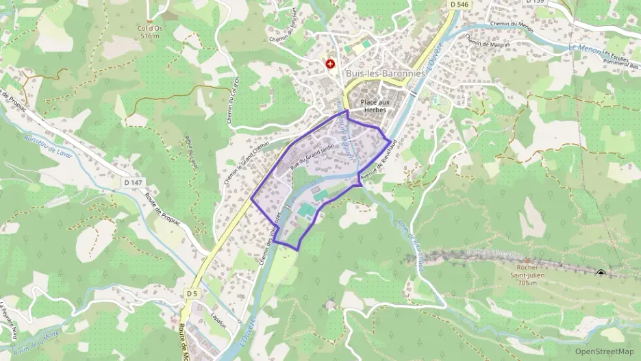 Maison 134 m² cinq pièces à vendre à Buis-les-Baronnies Maison 134 m² cinq pièces à vendre à Buis-les-Baronnies