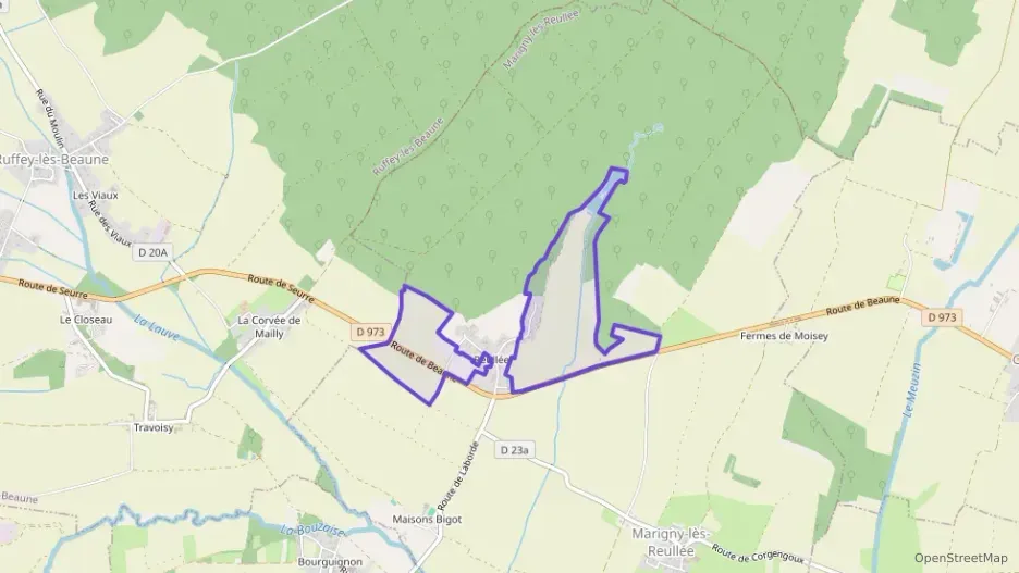 Maison 152 m² sept pièces à vendre à Marigny-lès-Reullée