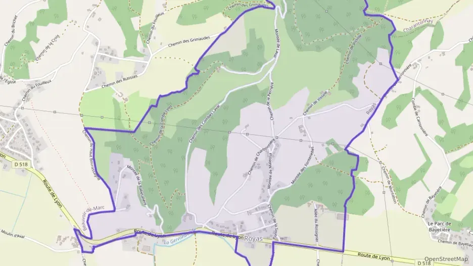 Maison 100 m² quatre pièces à vendre à Royas Maison 100 m² quatre pièces à vendre à Royas