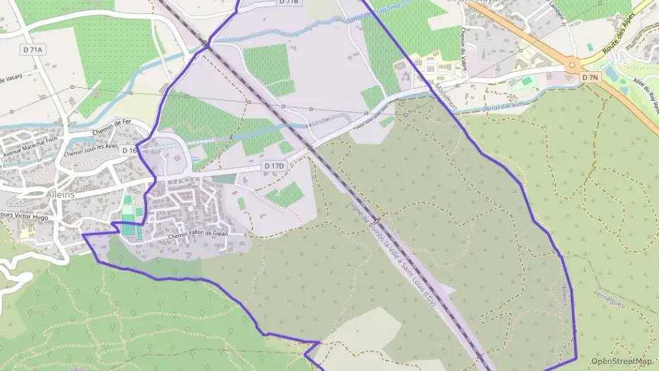 Maison 96 m² quatre pièces à vendre à Alleins