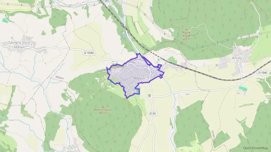 Maison 122 m² trois pièces à vendre à Mâlain Maison 122 m² trois pièces à vendre à Mâlain