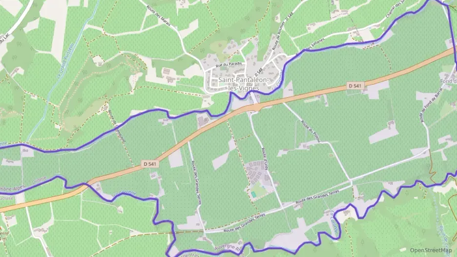 Maison 160 m² sept pièces à vendre à Saint-Pantaléon-les-Vignes