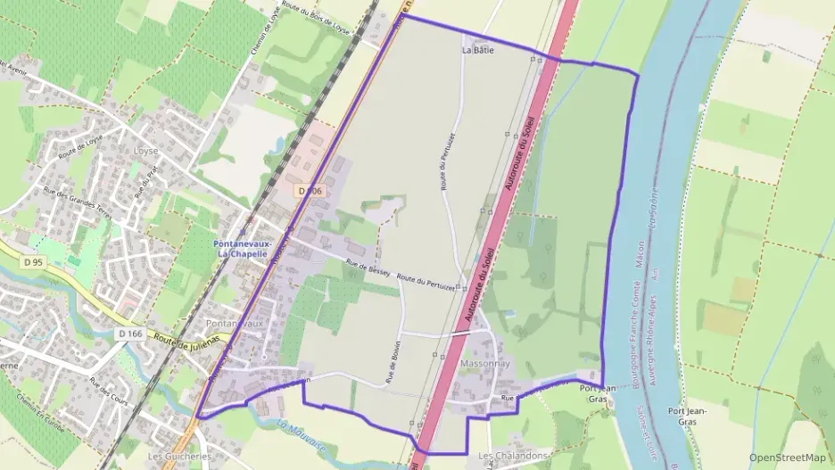 Maison 132 m² trois pièces à vendre à La Chapelle-de-Guinchay